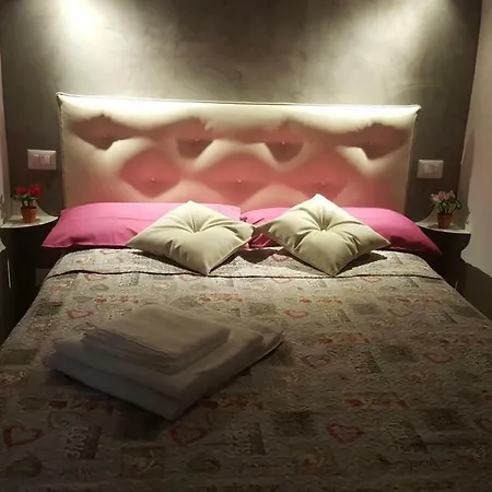 Charmig Santa Croce Apartamento Florencia