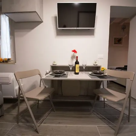 Charmig Santa Croce Apartamento Florencia